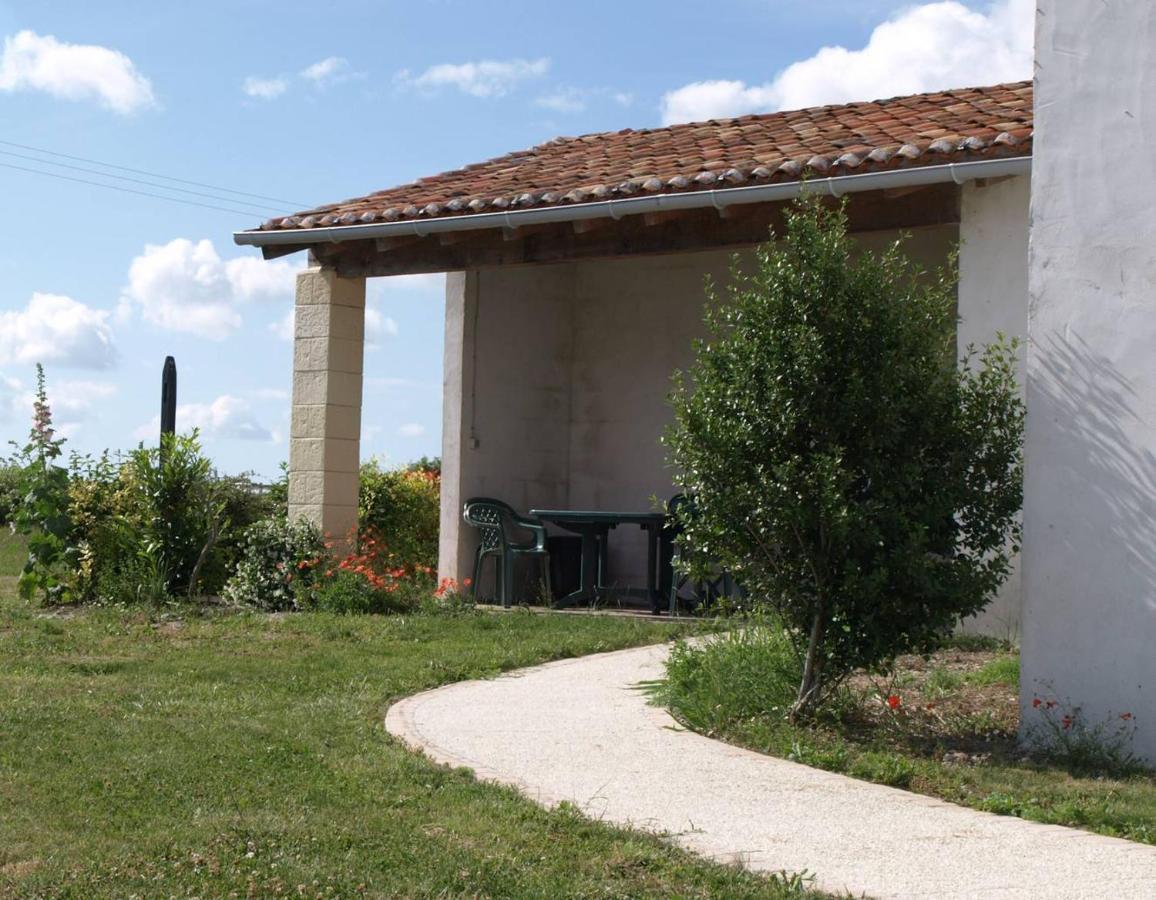 Les Gites De Brives Exterior photo